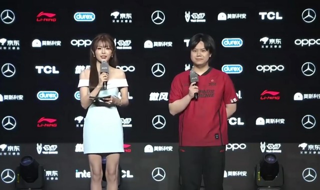 赛后采访shad0w:我这么多年职业生涯就没玩的这么爽过!